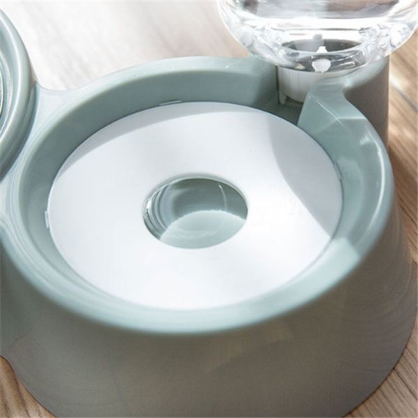 Automatic self-refilling dog water bowl